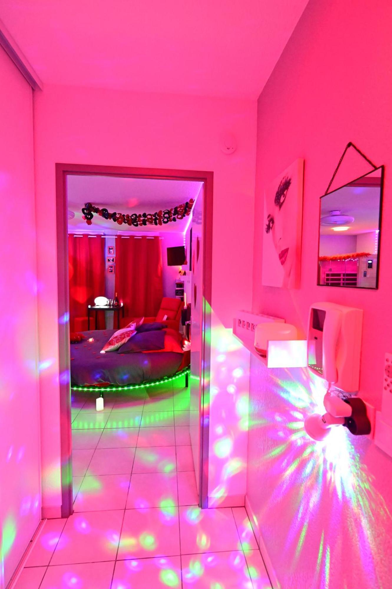 Love Room A Deux Pas De L'Ocean Avec Hammam, Sauna Et Bain A 2 :-) بيسكاروس المظهر الخارجي الصورة