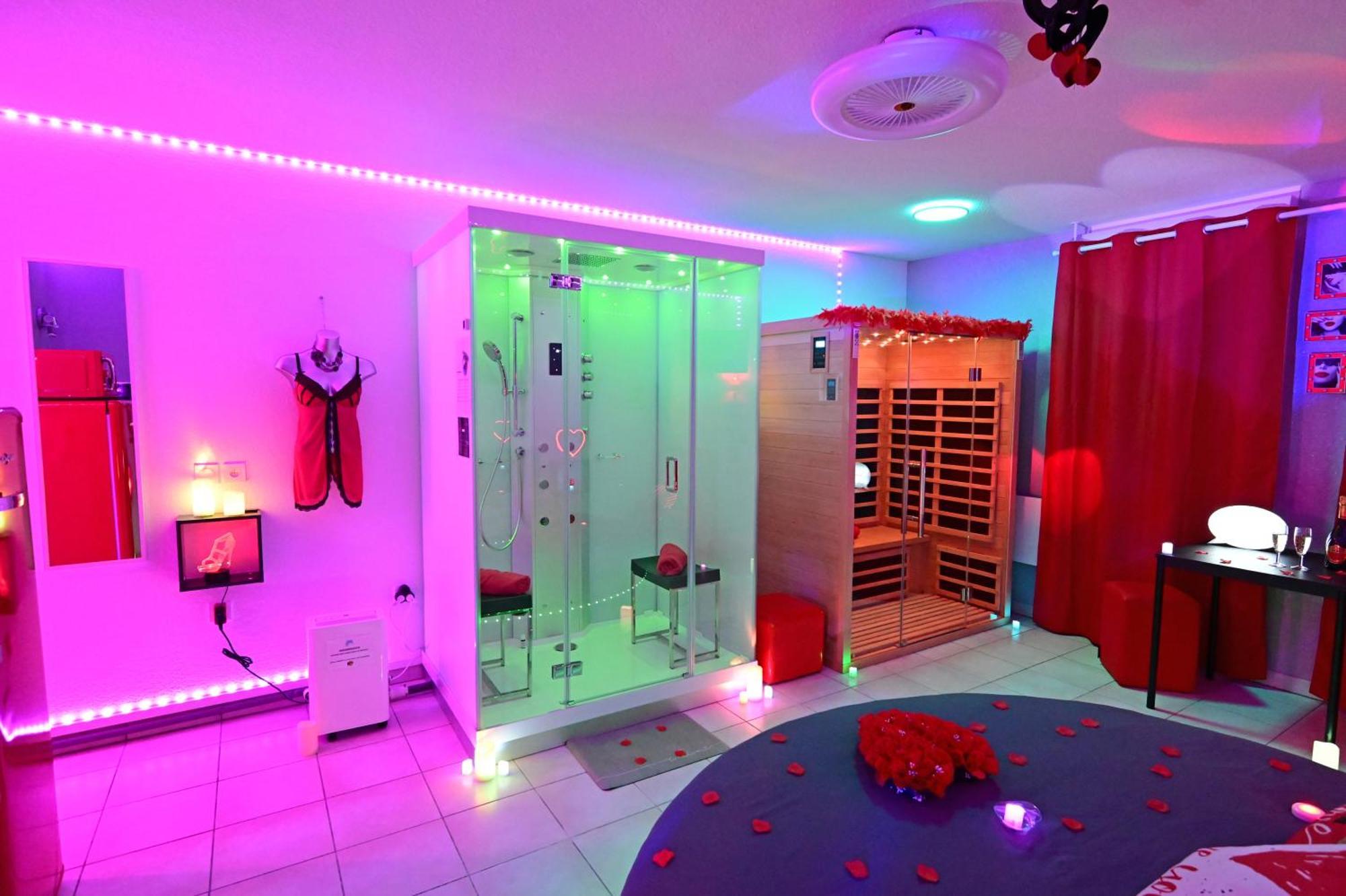 Love Room A Deux Pas De L'Ocean Avec Hammam, Sauna Et Bain A 2 :-) بيسكاروس المظهر الخارجي الصورة
