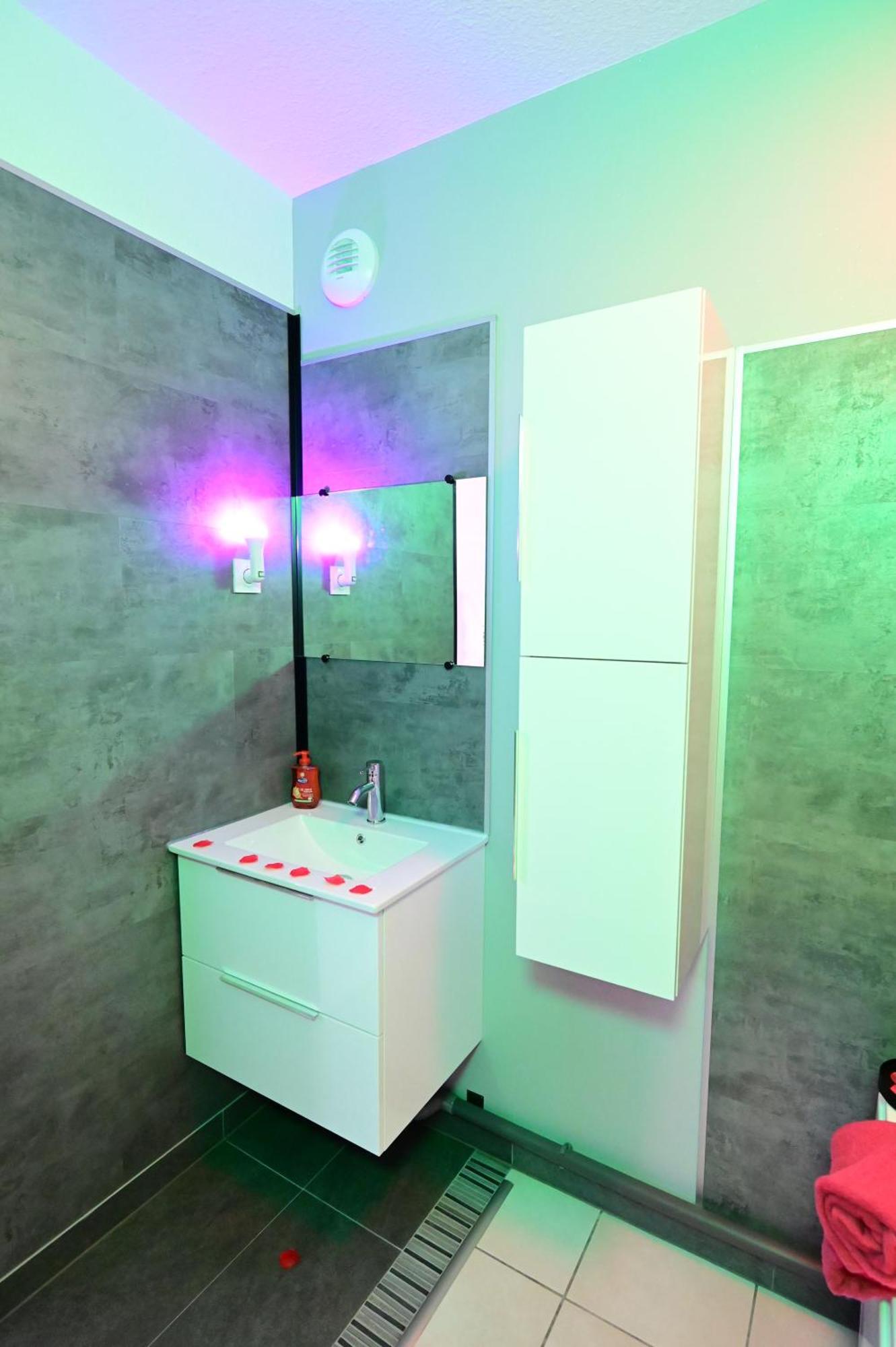 Love Room A Deux Pas De L'Ocean Avec Hammam, Sauna Et Bain A 2 :-) بيسكاروس المظهر الخارجي الصورة